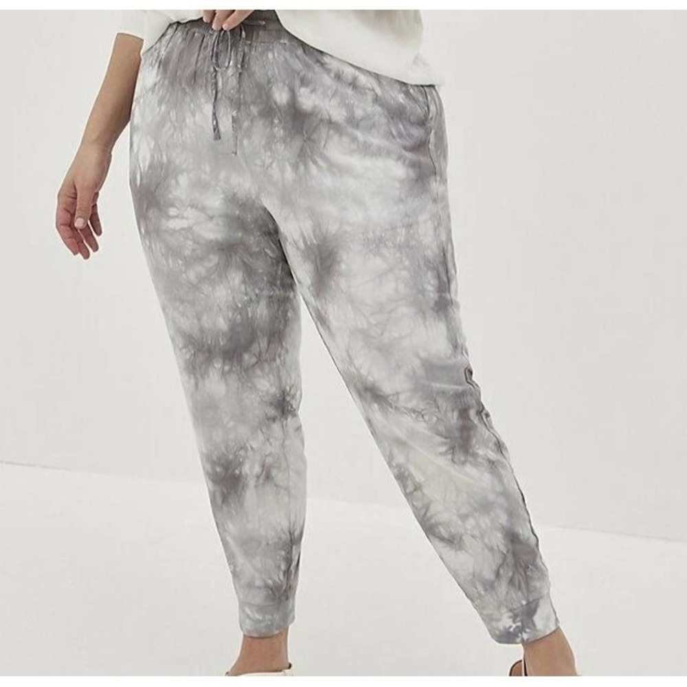 Torrid Jogger Challis Mid Rise‎ Pants Womens 2X Gray White Tie Dye Drawstring